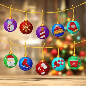 10pcs 5d Diy Diamond Maľovanie Keychain Vianočný Stromček Prívesok Zavesenie Ozdoby na Vianočný Strom Dekorácie Ponožka Santa Muž Gule