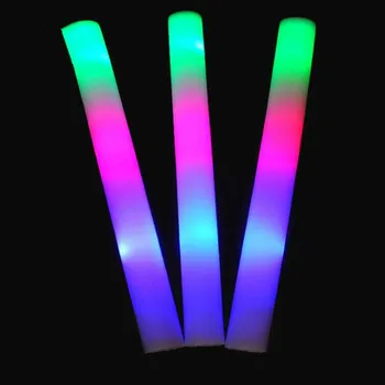 Farebné LED Žiariace Svetlo Do Peny Palice Blikajúce Svetlo Palice Koncert Fanden Rekvizity Halloween Svietiť Strana Dodávky