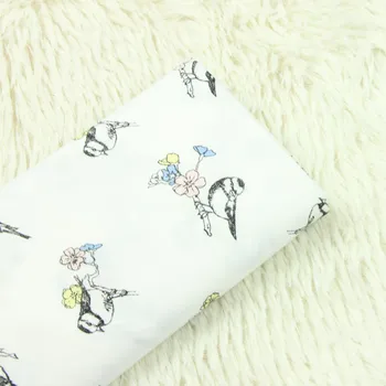 Pol metra obyčajný bavlnenej tkaniny s karikatúra slivkové kvety bird tlač, ručné DIY odev detí handričku, mäkký A697