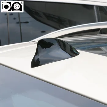 Pre Nissan Almera príslušenstvo Predné shark fin antény špeciálne antény autorádia auto Silnejší signál Klavírny lak
