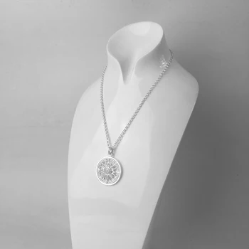 Prívesok Slnko 925 Sterling Silver Biele Zirkóny Pre Ženy Módne Šperky Darček Európe Kľúčenky Prívesok Šperky Nosenie Náhrdelníku